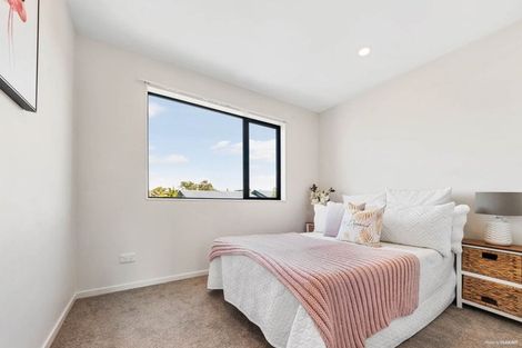 Photo of property in 18a Dana Place, Somerville, Auckland, 2014