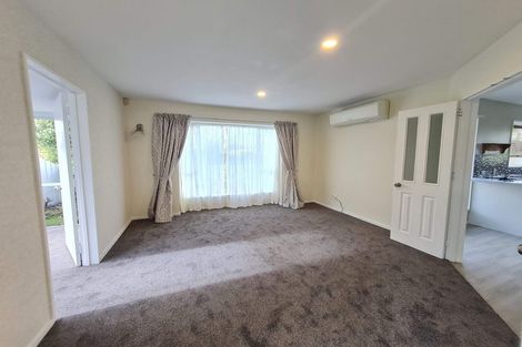 Photo of property in 2 Hatfield Place Avonhead Christchurch City