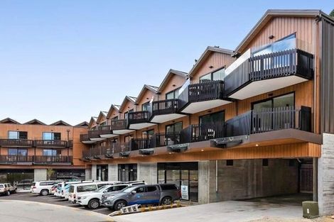 Photo of property in The Alex Apartments, 21/135b Hallenstein Street, Queenstown, 9300