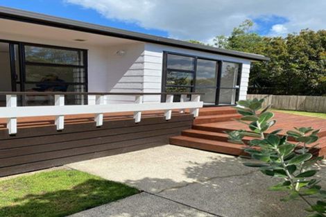 Photo of property in 11b Bay Street, Red Beach, 0932