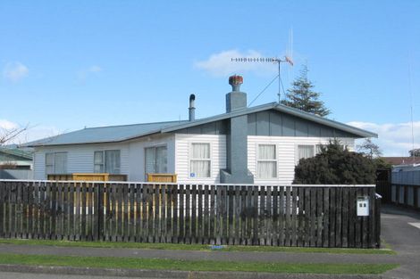 Photo of property in 30 Braemar Street, Levin, 5510