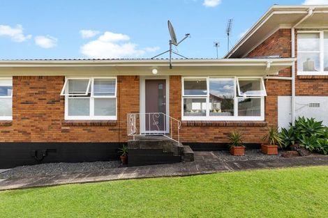 Photo of property in 2/8 Ngataringa Road, Devonport, Auckland, 0624