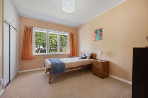 Photo of property in 61 Ranui Terrace, Tawa, Wellington, 5028