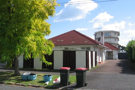 Photo of property in 2/6 Eltham Road, Kohimarama, Auckland, 1071