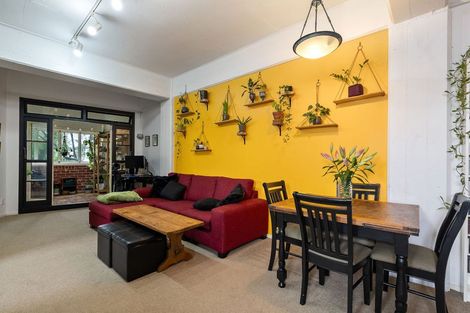 Photo of property in Lexington Apartments, 33d Hania Street, Mount Victoria, Wellington, 6011