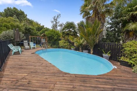 Photo of property in 19 Rhonda Place, Opaheke, Papakura, 2113