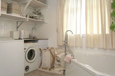 Photo of property in 33 Rangipoia Place, Turangi, 3334