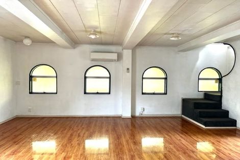 Photo of property in 37 Awaruku Road, Torbay, Auckland, 0630