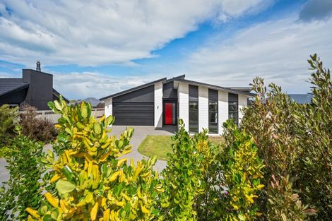 Photo of property in 22 Deans Place, Amberley, 7410