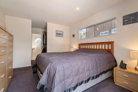 Photo of property in 44a Spinnaker Drive, Te Atatu Peninsula, Auckland, 0610