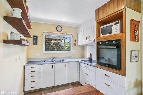 Photo of property in 17 Palm Grove, Waihi Beach, 3611