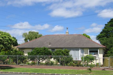 Photo of property in 335 Blockhouse Bay Road, Avondale, Auckland, 0600