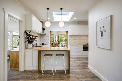 Photo of property in 23 Petane Road, Bay View, Napier, 4104