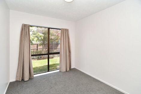 Photo of property in 1/126b Inwoods Close, Parklands, Christchurch, 8083