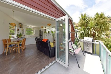 Photo of property in 10a Cornwall Road, Lyttelton, 8082