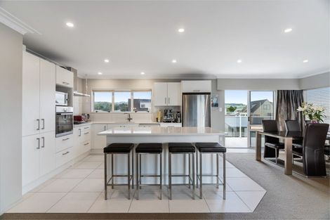 Photo of property in 107 Rangi Avenue, Whangamata, 3620