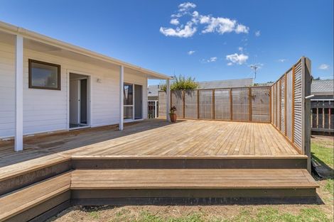 Photo of property in 8 Homewood Avenue, Levin, 5510