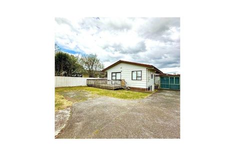 Photo of property in 1/24 Burundi Avenue, Clendon Park, Auckland, 2103