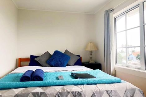 Photo of property in 397 Lake Road, Takapuna, Auckland, 0622