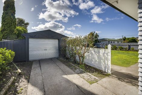 Photo of property in 1 Palmerston Road, Havelock North, 4130