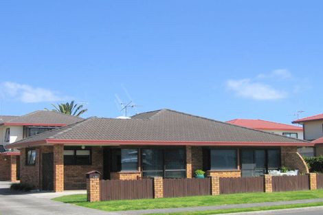 Photo of property in 416b Oceanbeach Road, Mount Maunganui, 3116