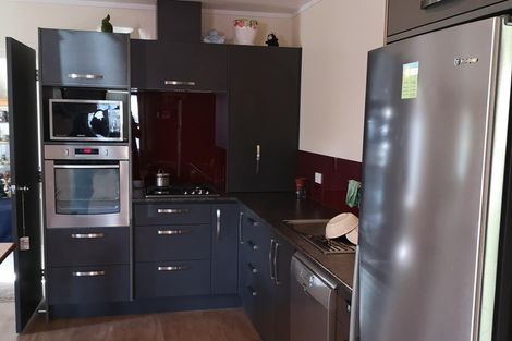 Photo of property in 150a One Tree Point Road, One Tree Point, 0118