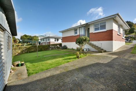 Photo of property in 16 Stephen Street, Halfway Bush, Dunedin, 9010
