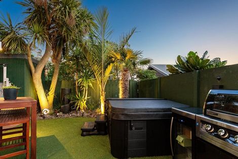 Photo of property in 44c Moana Road, Plimmerton, Porirua, 5026