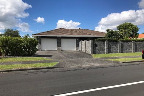 Photo of property in 12 Suncrest Drive, West Harbour, Auckland, 0618