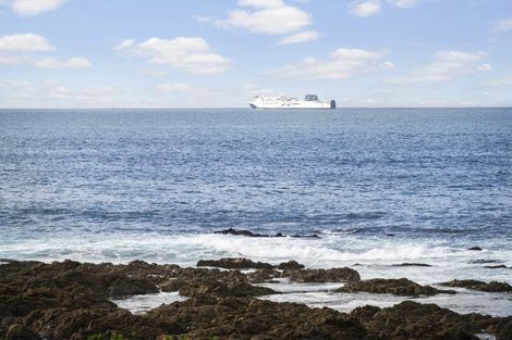 Photo of property in 158 Owhiro Bay Parade, Owhiro Bay, Wellington, 6023