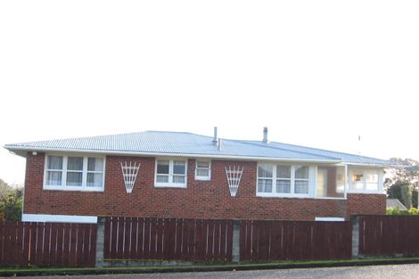 Photo of property in 54 Scenic Drive, Hillpark, Auckland, 2102