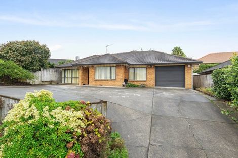 Photo of property in 19 Earnslaw Crescent, Bryndwr, Christchurch, 8053