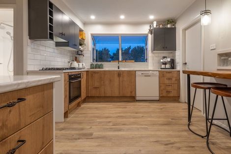 Photo of property in 237 Hokio Sand Road, Hokio Beach, Levin, 5571