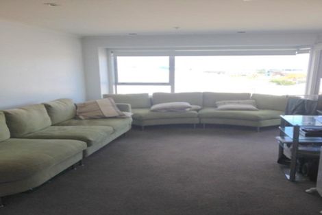 Photo of property in Algarve Apartments, 213/332 Maunganui Road, Mount Maunganui, 3116