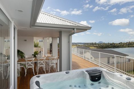 Photo of property in 26 Oyster Place, Omokoroa, 3114