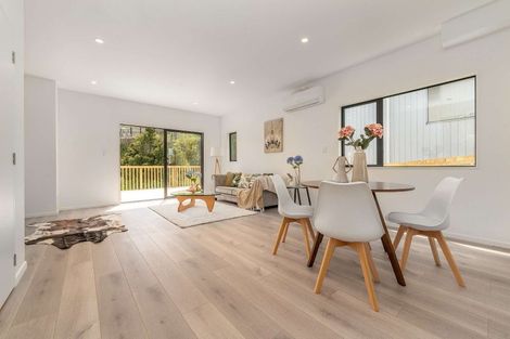 Photo of property in 47a Crestview Rise, Papakura, 2110