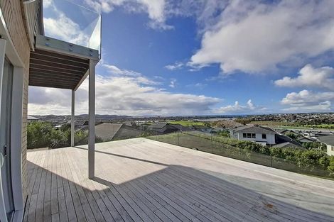 Photo of property in 12 Butler Stoney Crescent, Silverdale, 0932