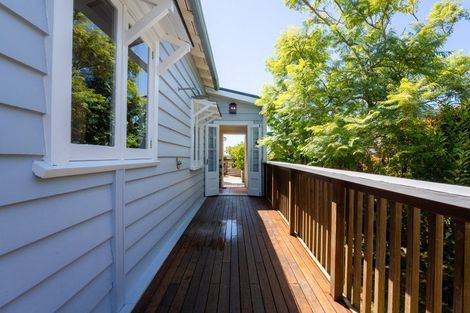 Photo of property in 15 Kowhai Road, Mairangi Bay, Auckland, 0630
