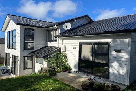 Photo of property in 5 Libertia Lane, Orewa, 0931