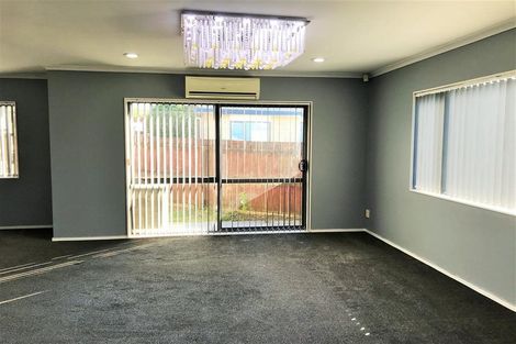 Photo of property in 66 Robert Ross Place, Clendon Park, Auckland, 2103