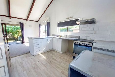 Photo of property in 17b Dover Road, St Andrews, Hamilton, 3200