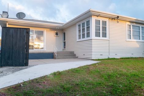 Photo of property in 64a Mclean Avenue, Papatoetoe, Auckland, 2025