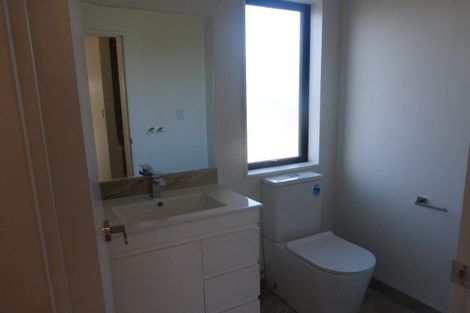 Photo of property in 1c Quincey Place, Massey, Auckland, 0614