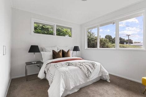 Photo of property in 11 Royal Arch Place, Rosehill, Papakura, 2113