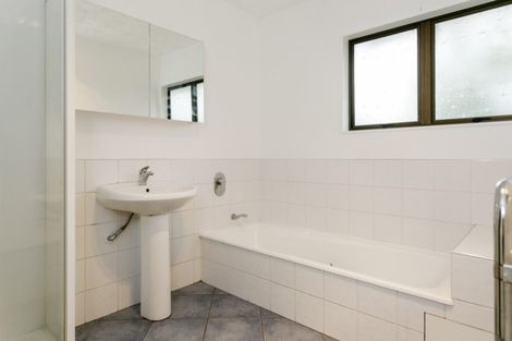 Photo of property in 81 Tamatea Road, Taupo, 3330