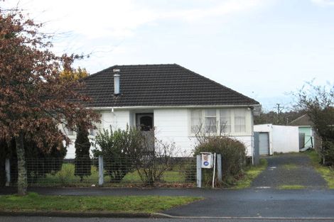 Photo of property in 96 Holland Road, Fairfield, Hamilton, 3214