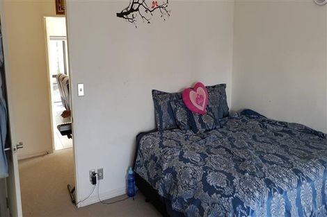 Photo of property in 6a Claverton Grove, Churton Park, Wellington, 6037