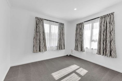 Photo of property in 9 Falstaff Street, Stratford, 4332