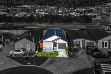 Photo of property in 28 Foley Grove, Pyes Pa, Tauranga, 3110