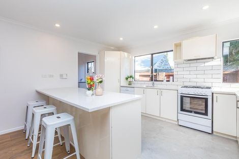 Photo of property in 2/38 Dominion Street, Takapuna, Auckland, 0622